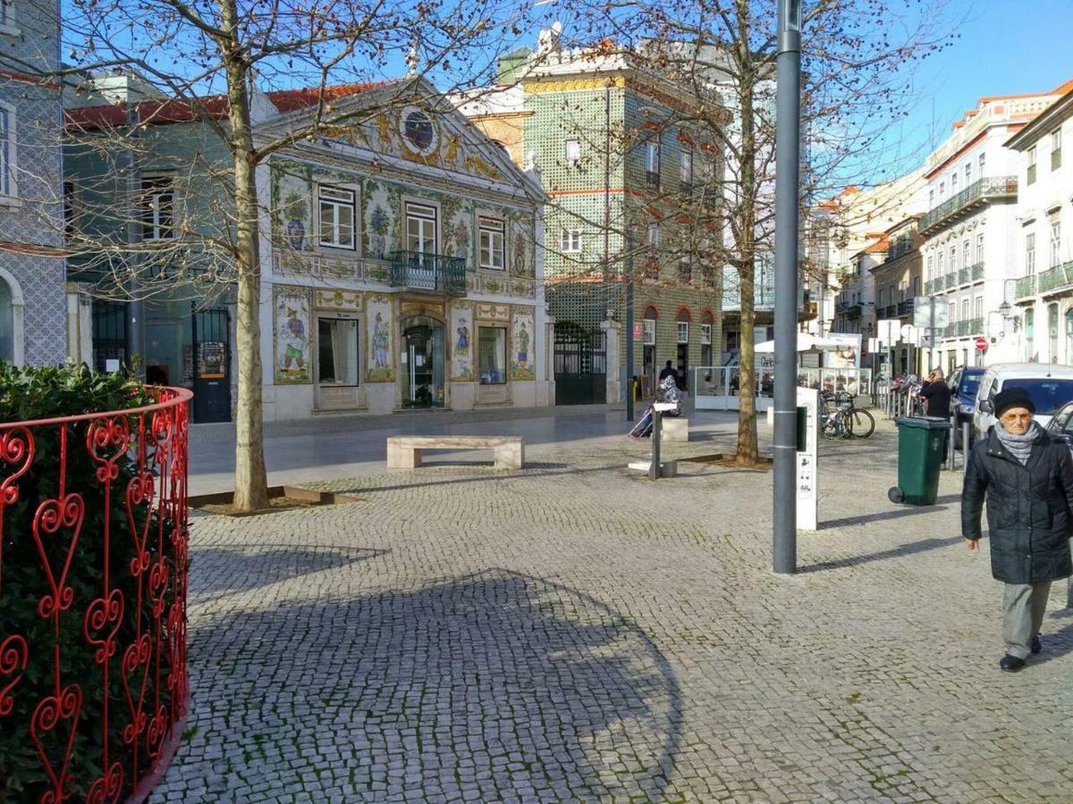 Arco Da Graca Downtown Apartment Lisbon Bagian luar foto